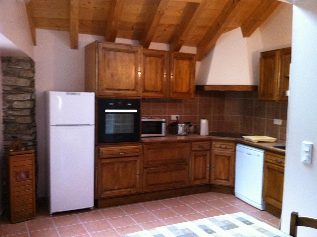 Maison De Caractere En Pierre Cal Batlle سانت-بيير-ديلس-فوركات المظهر الخارجي الصورة